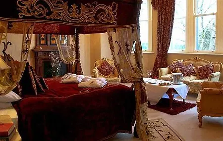 فندق Kilronan Castle 4*