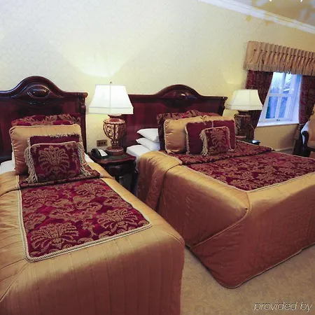 Kilronan Castle