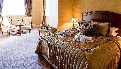 Kilronan Castle